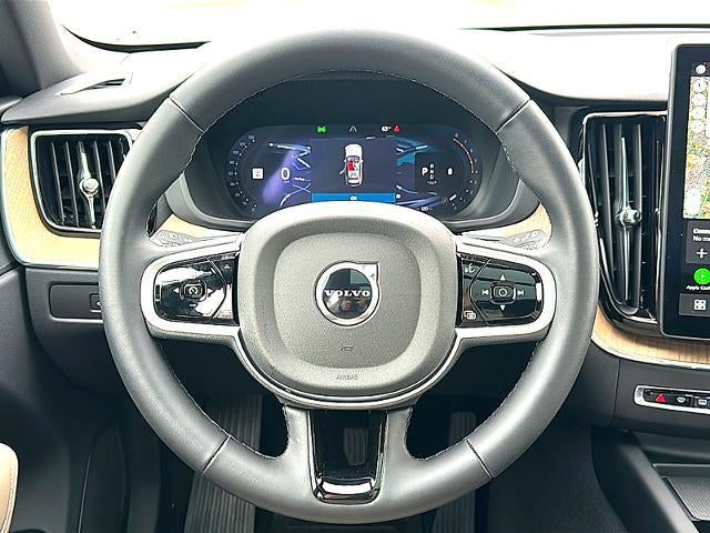 2026 Volvo XC60 B5 AWD Plus