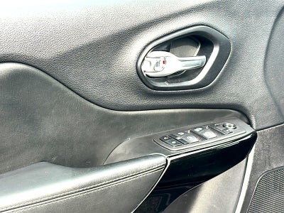 2023 Jeep Cherokee Altitude Lux 4x4