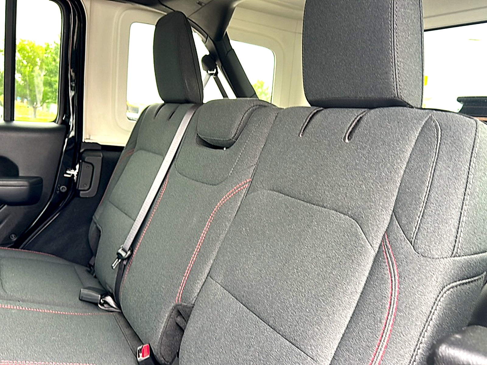 2025 Jeep Wrangler 4-Door Rubicon 4x4