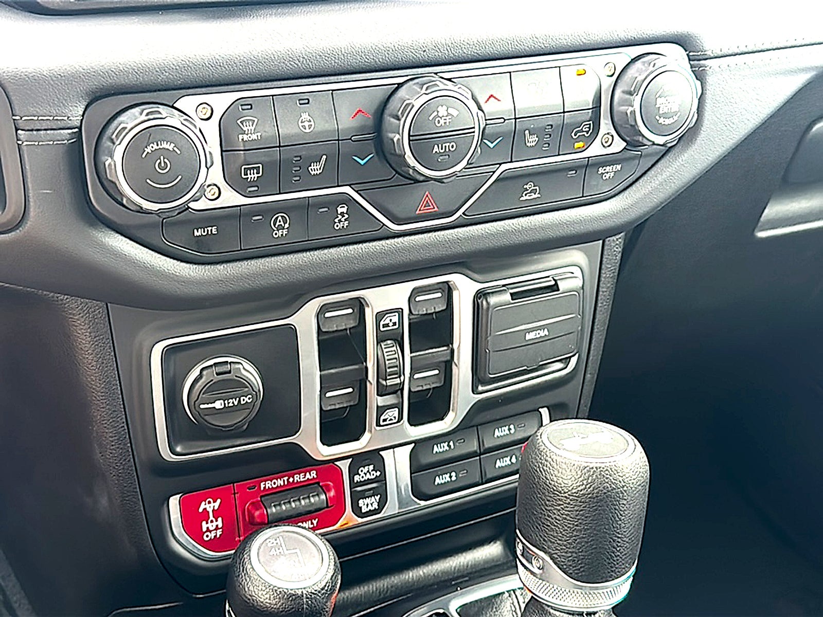 2025 Jeep Wrangler 4-Door Rubicon 4x4