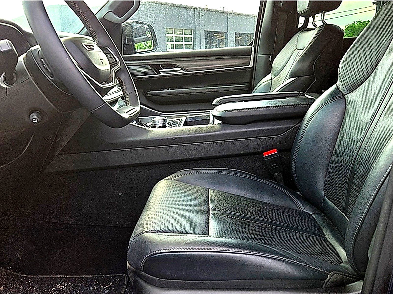 2023 Jeep WAGONEER L Base