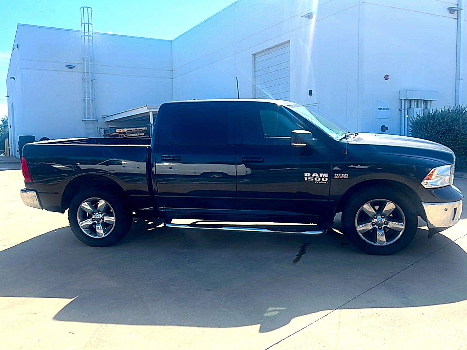 2019 RAM 1500 Classic Lone Star Crew Cab 4x2 5'7" Box