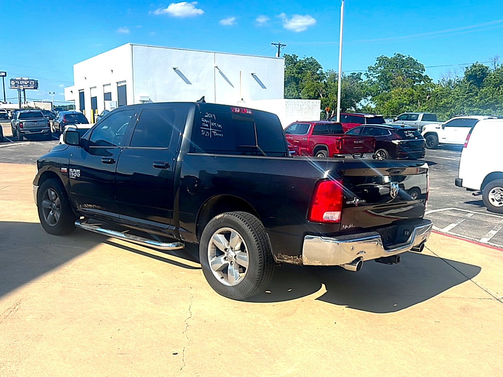 2019 RAM 1500 Classic Lone Star Crew Cab 4x2 5'7" Box