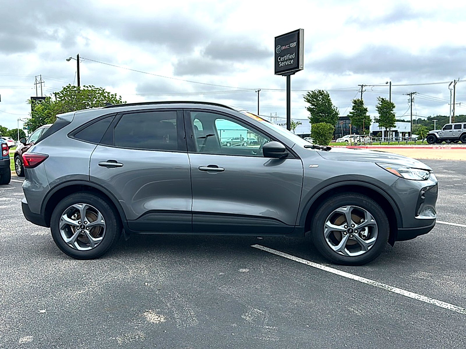 2025 Ford Escape ST-Line