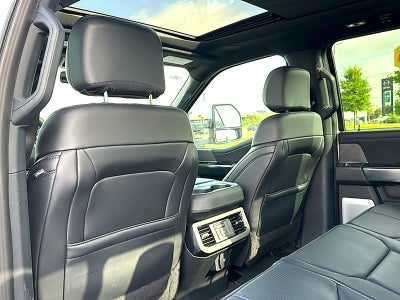 2025 Ford F-250 Platinum