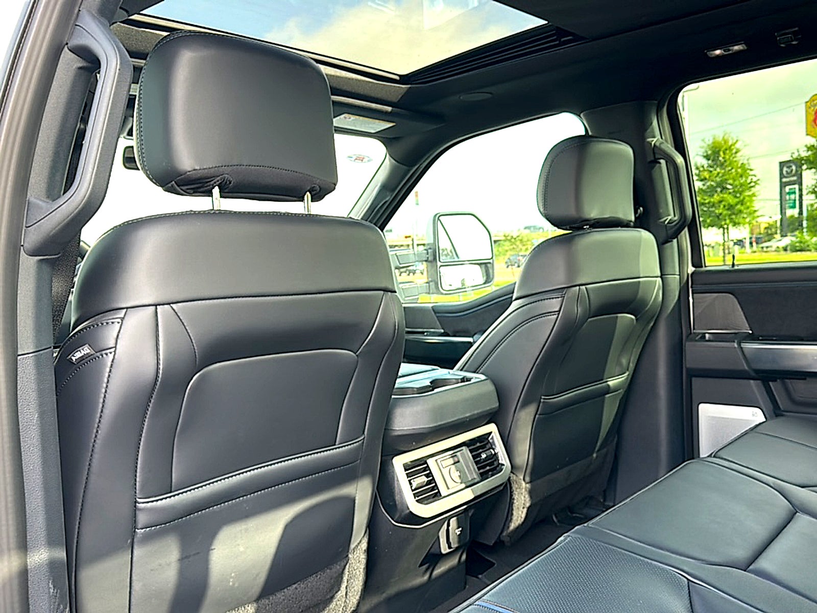 2025 Ford F-250 Platinum