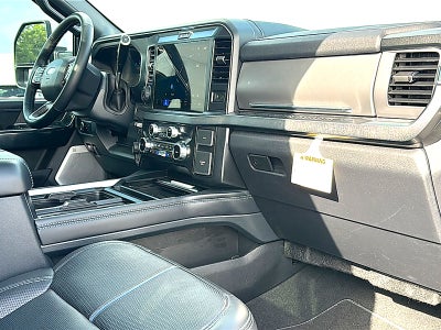 2025 Ford F-250 Platinum