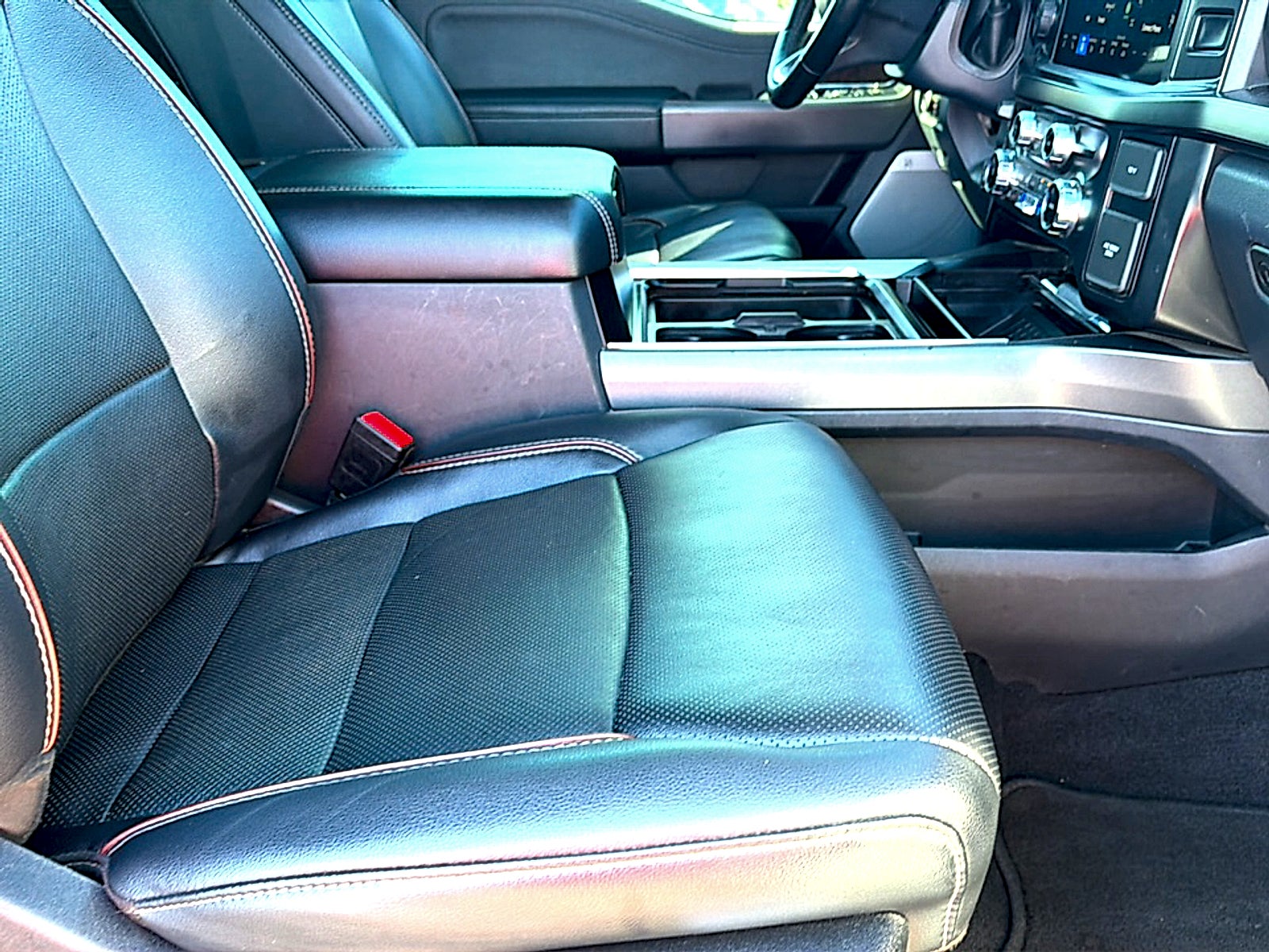2023 Ford F-250 LARIAT