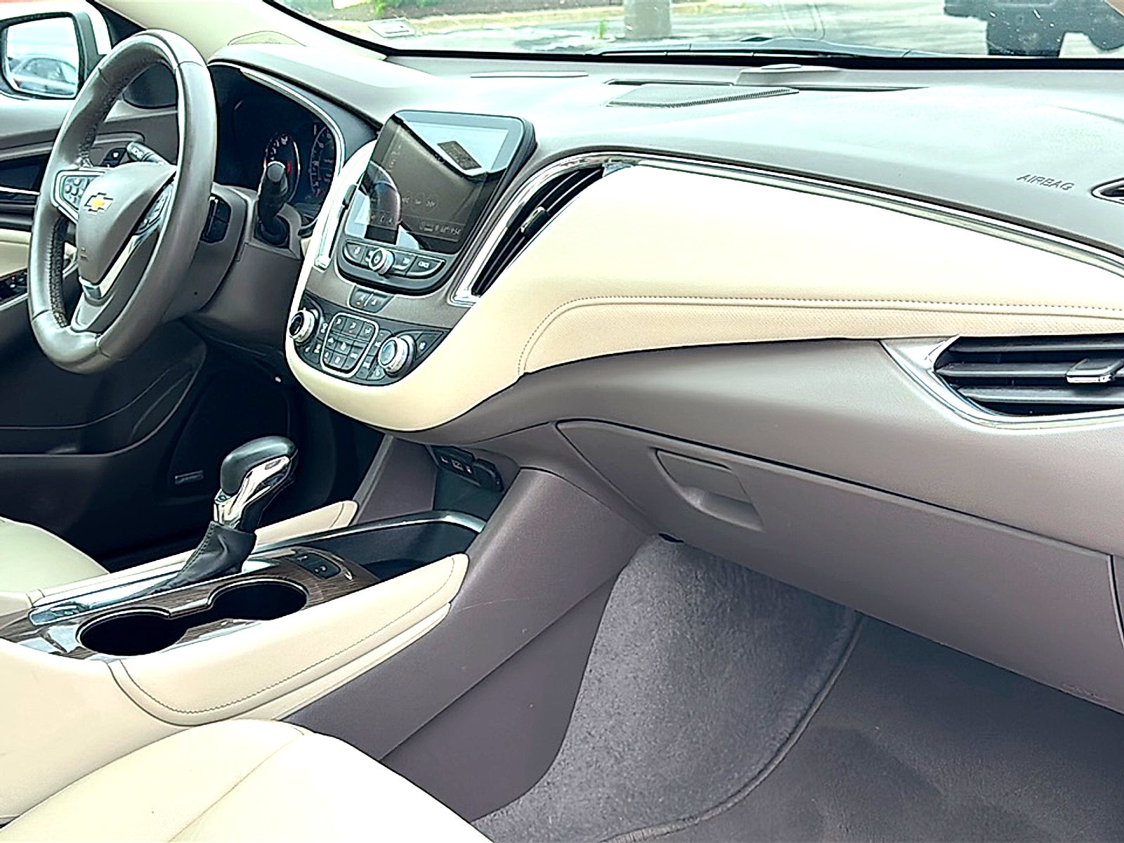 2024 Chevrolet Malibu 2LT