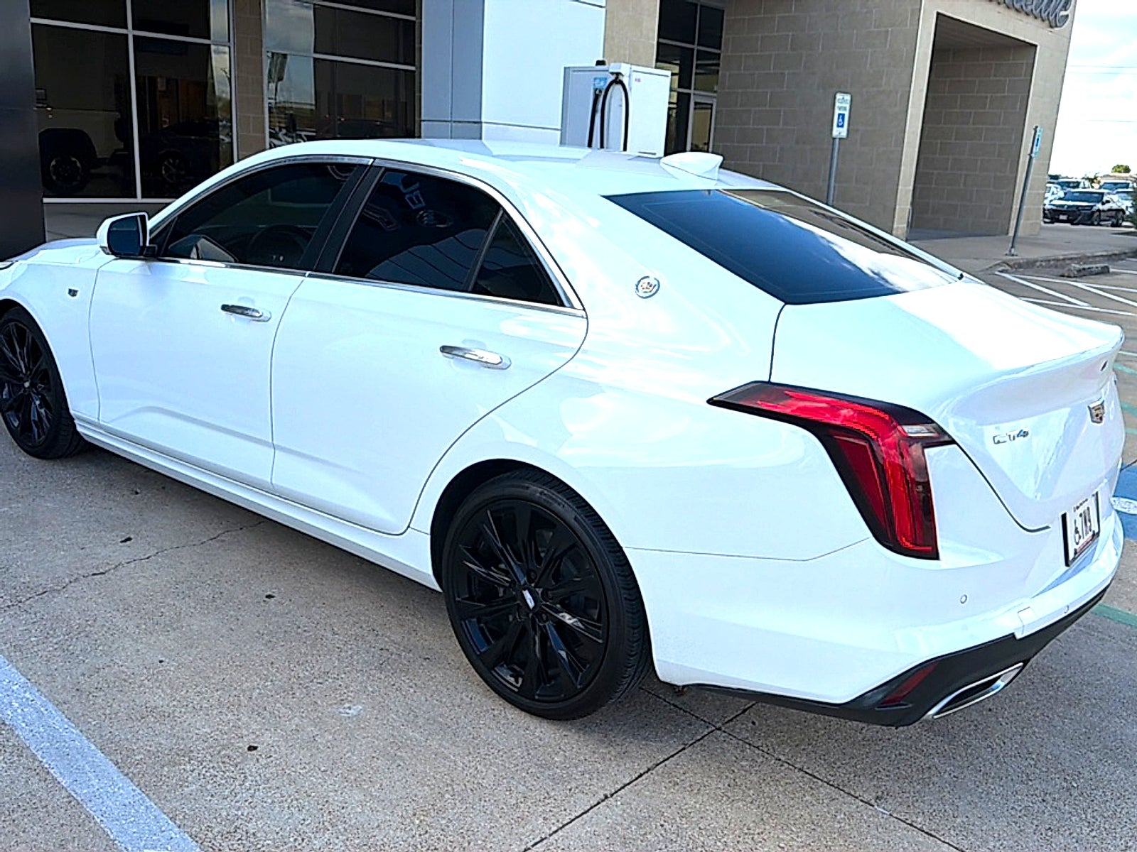 2024 Cadillac CT4 Luxury