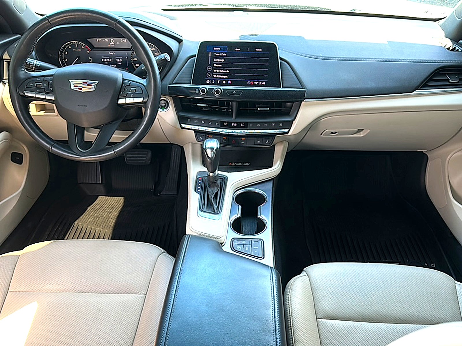 2022 Cadillac CT4 Premium Luxury