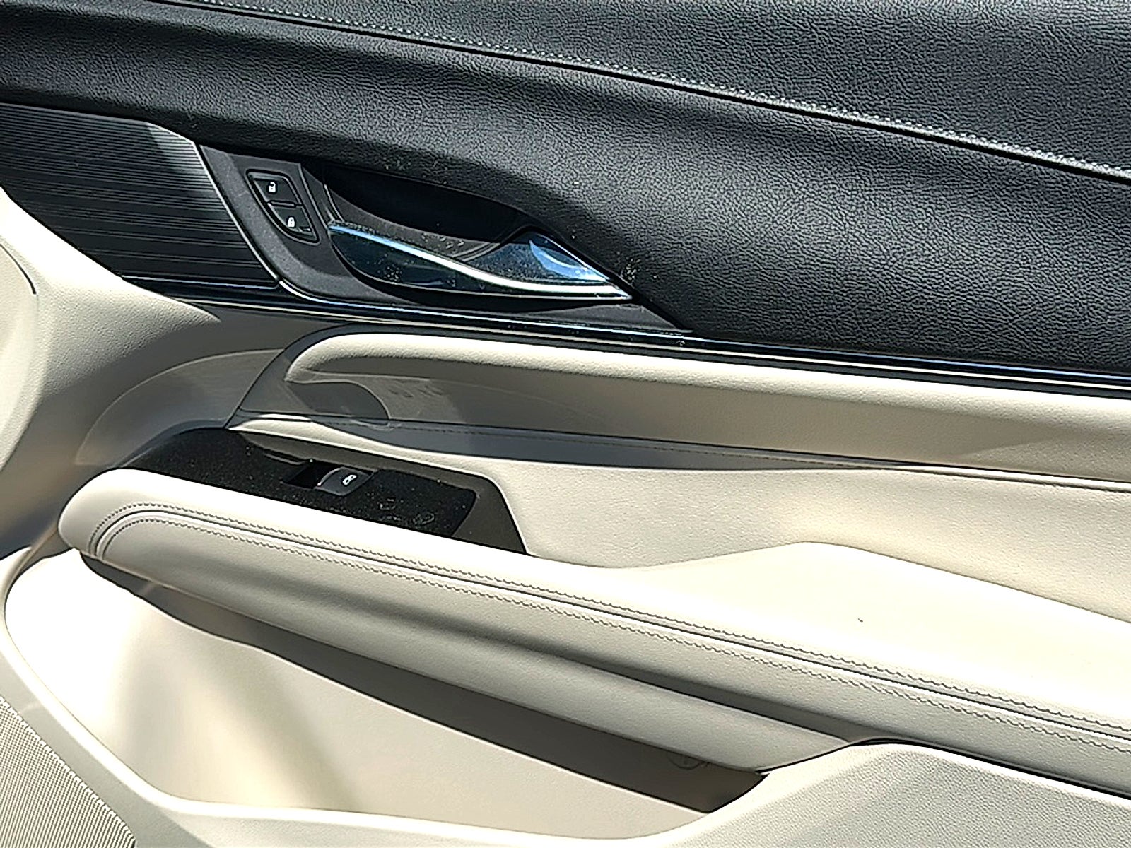 2022 Cadillac CT4 Premium Luxury