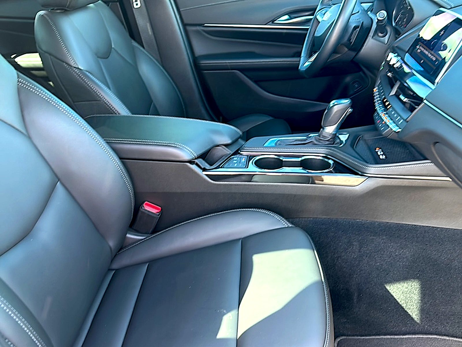 2024 Cadillac CT4 Luxury