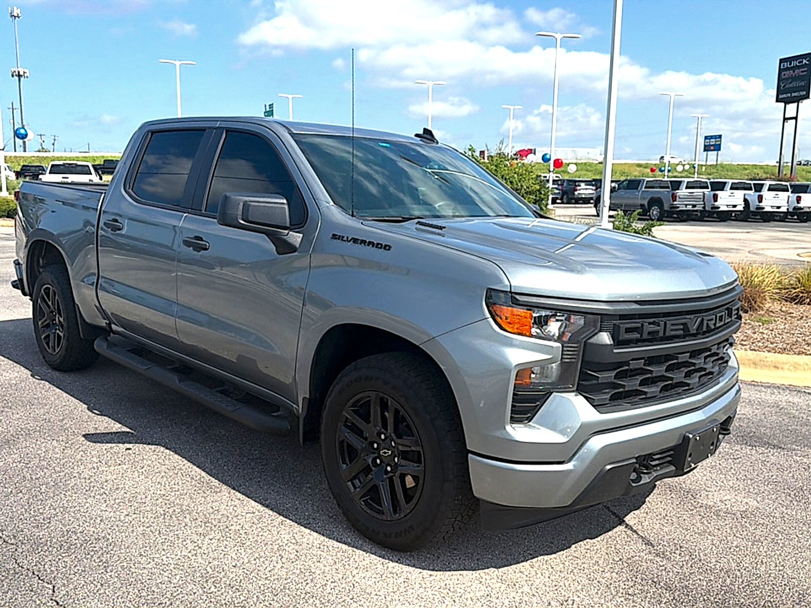 2025 Chevrolet Silverado 1500 Custom