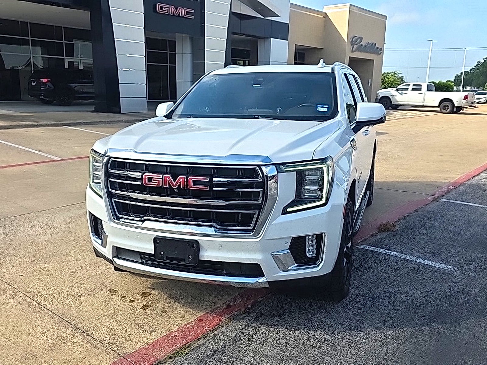 2021 GMC Yukon SLT
