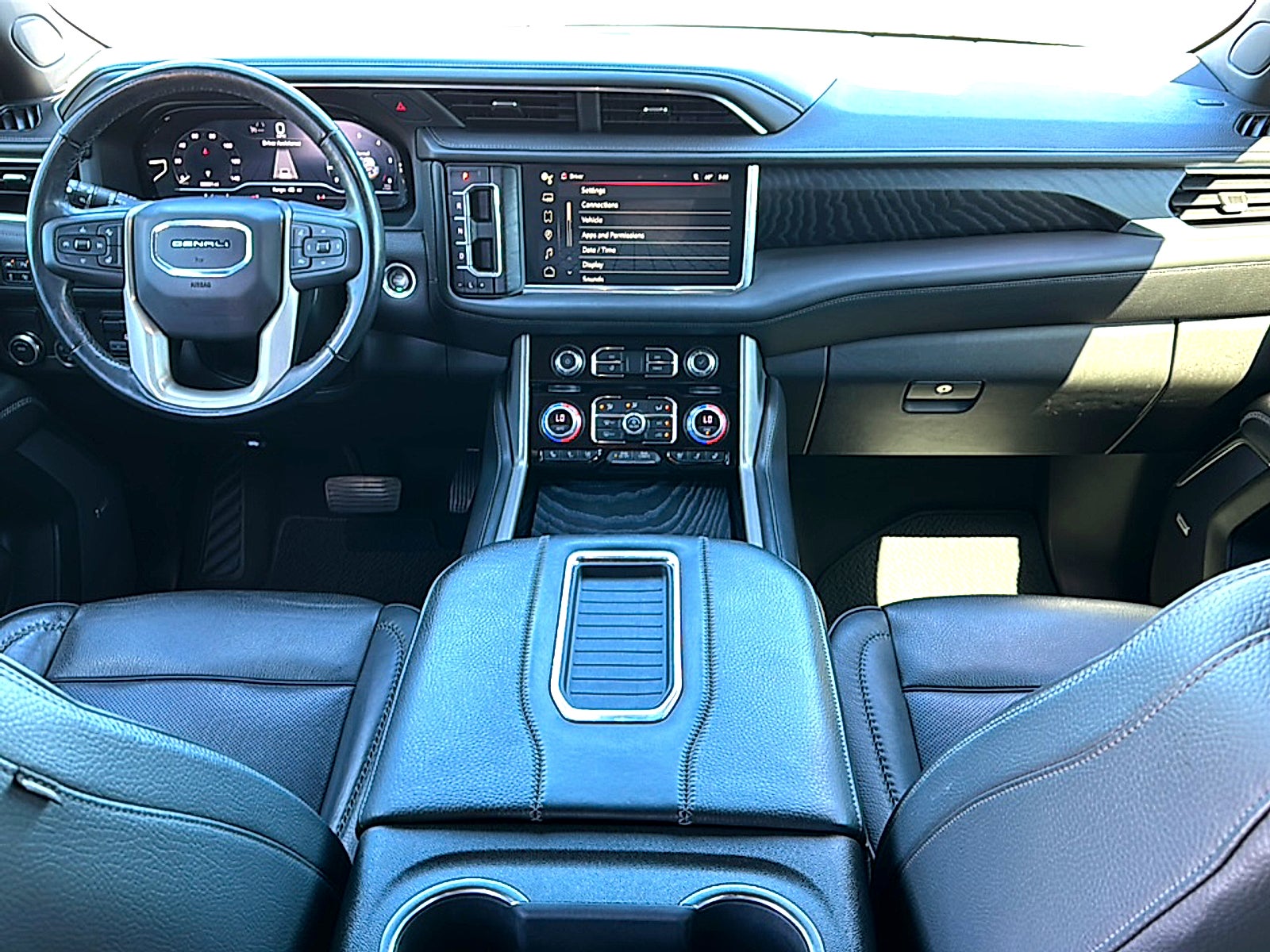 2022 GMC Yukon Denali