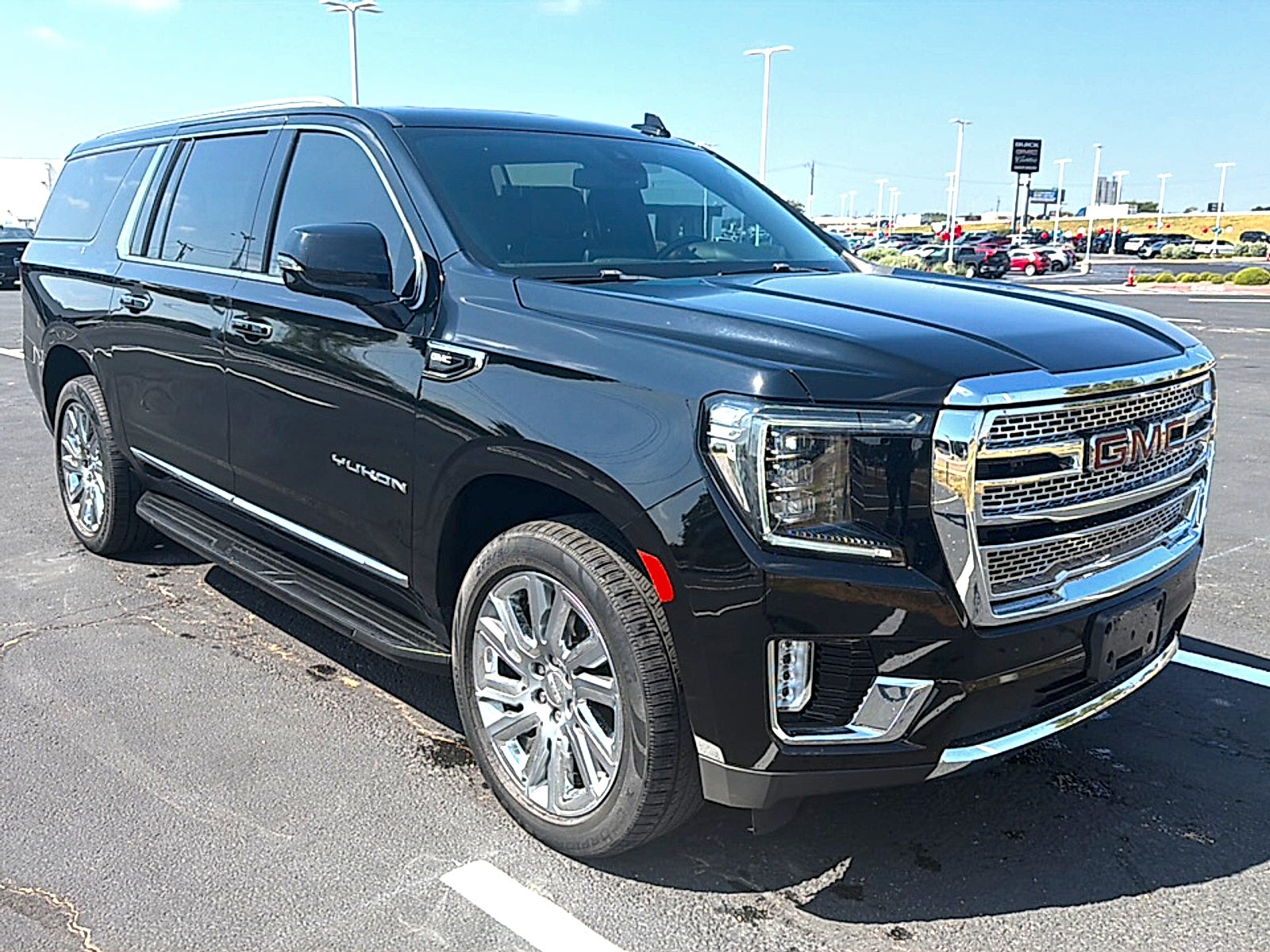 2021 GMC Yukon XL SLT