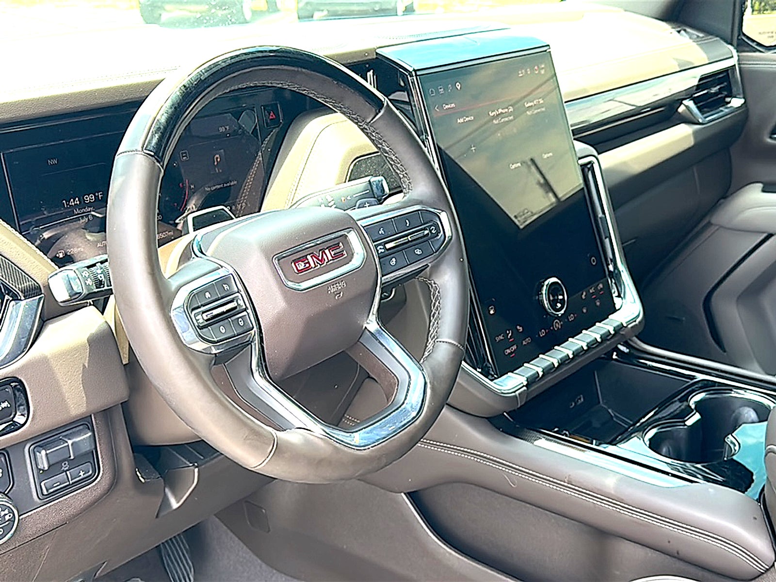2025 GMC Yukon Elevation