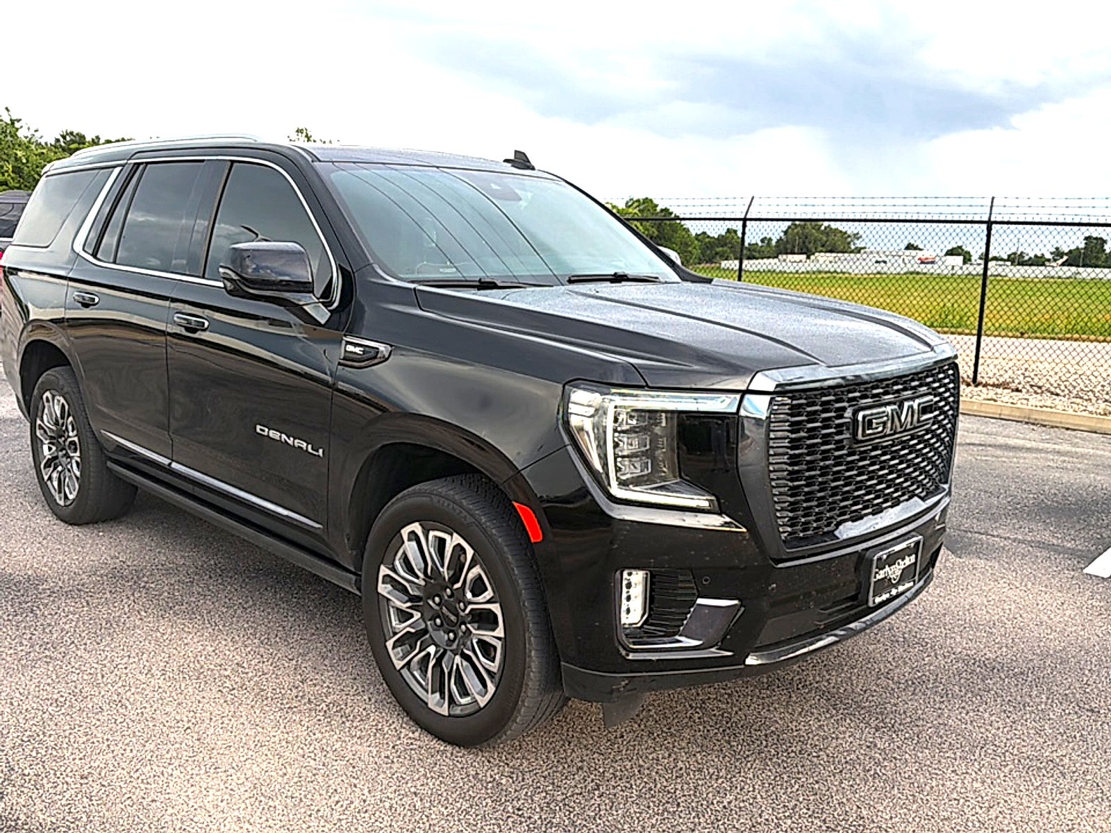 2023 GMC Yukon Denali Ultimate
