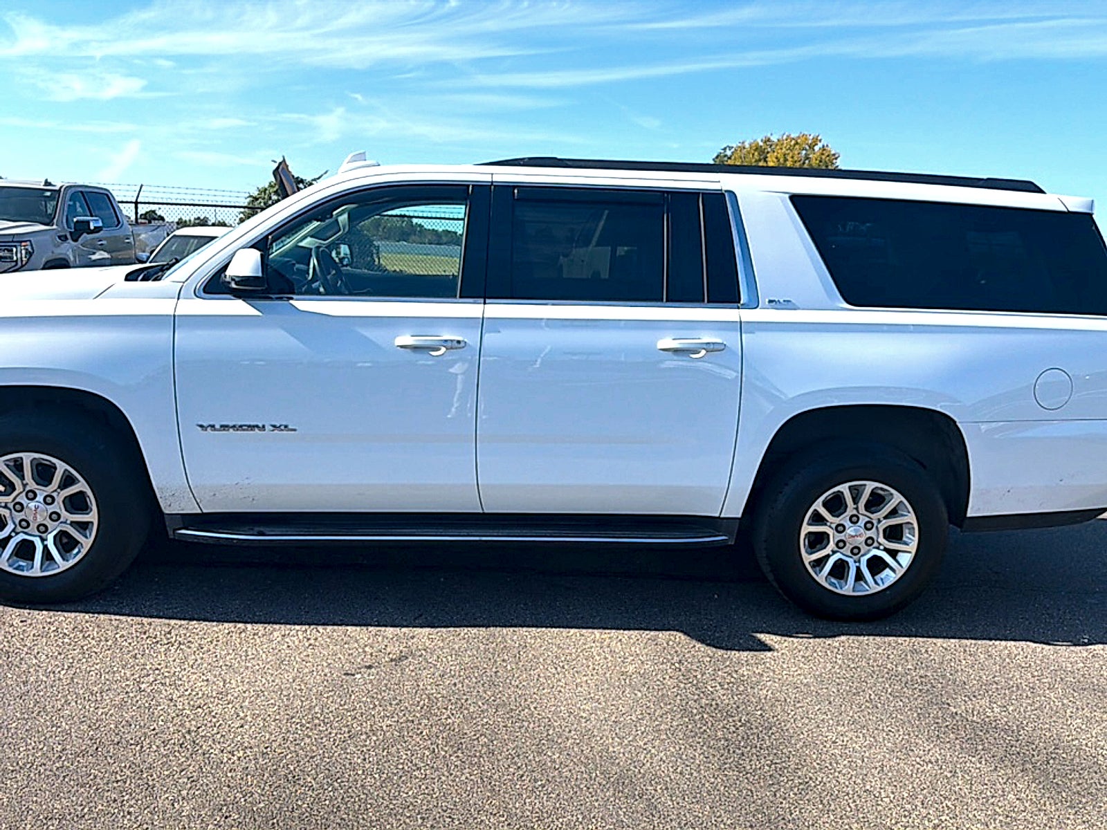 2020 GMC Yukon XL SLT