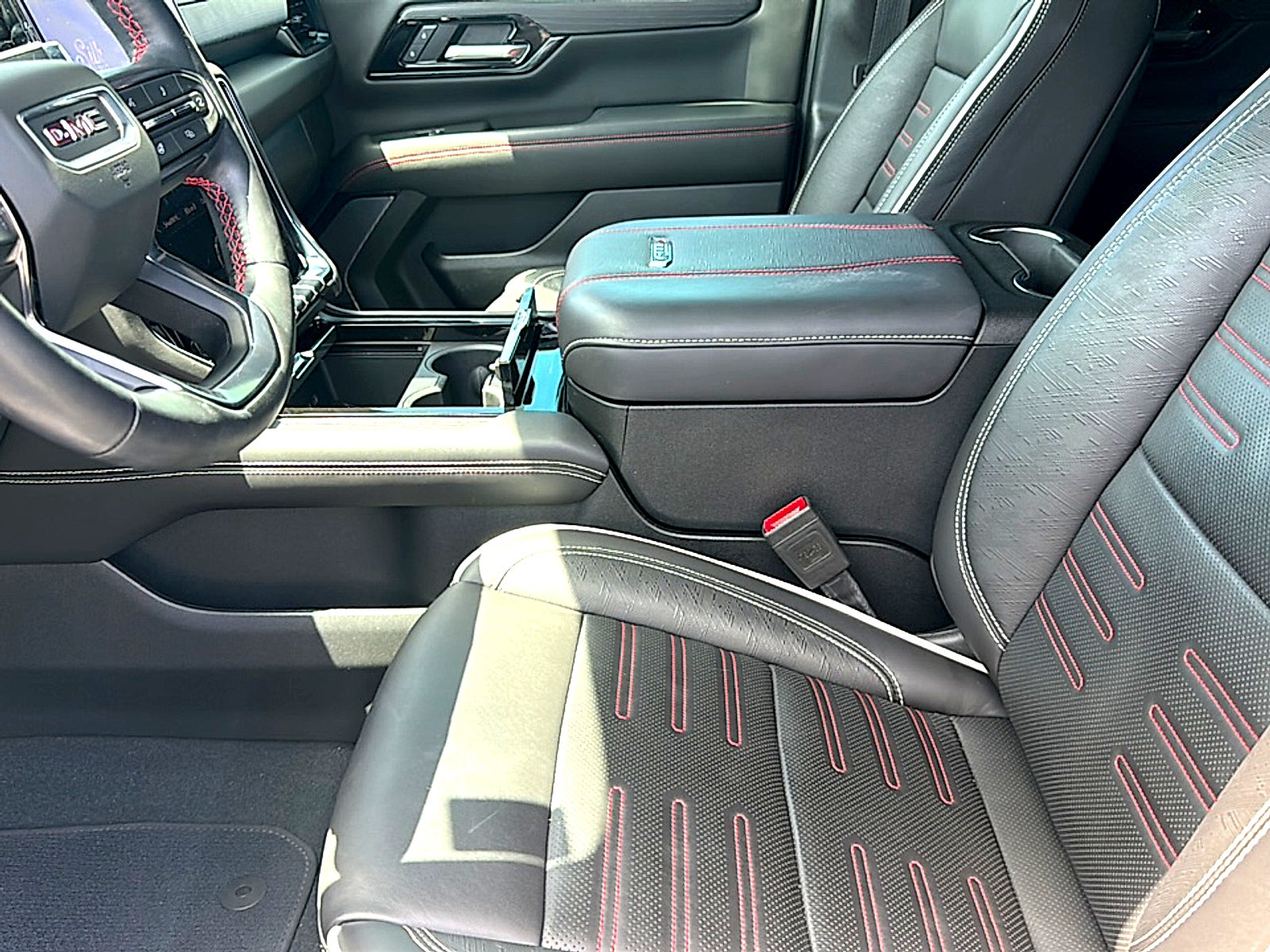2025 GMC Yukon AT4 Ultimate