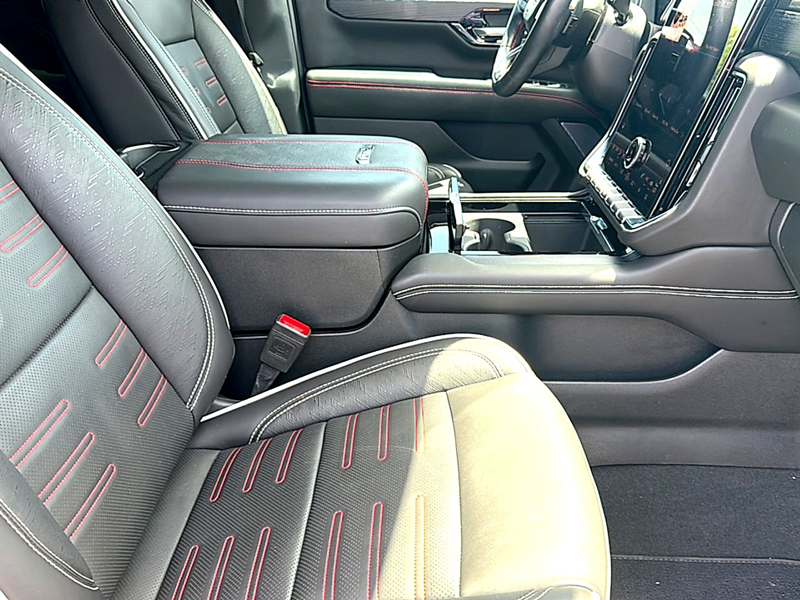 2025 GMC Yukon AT4 Ultimate
