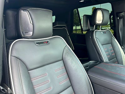 2025 GMC Yukon AT4 Ultimate