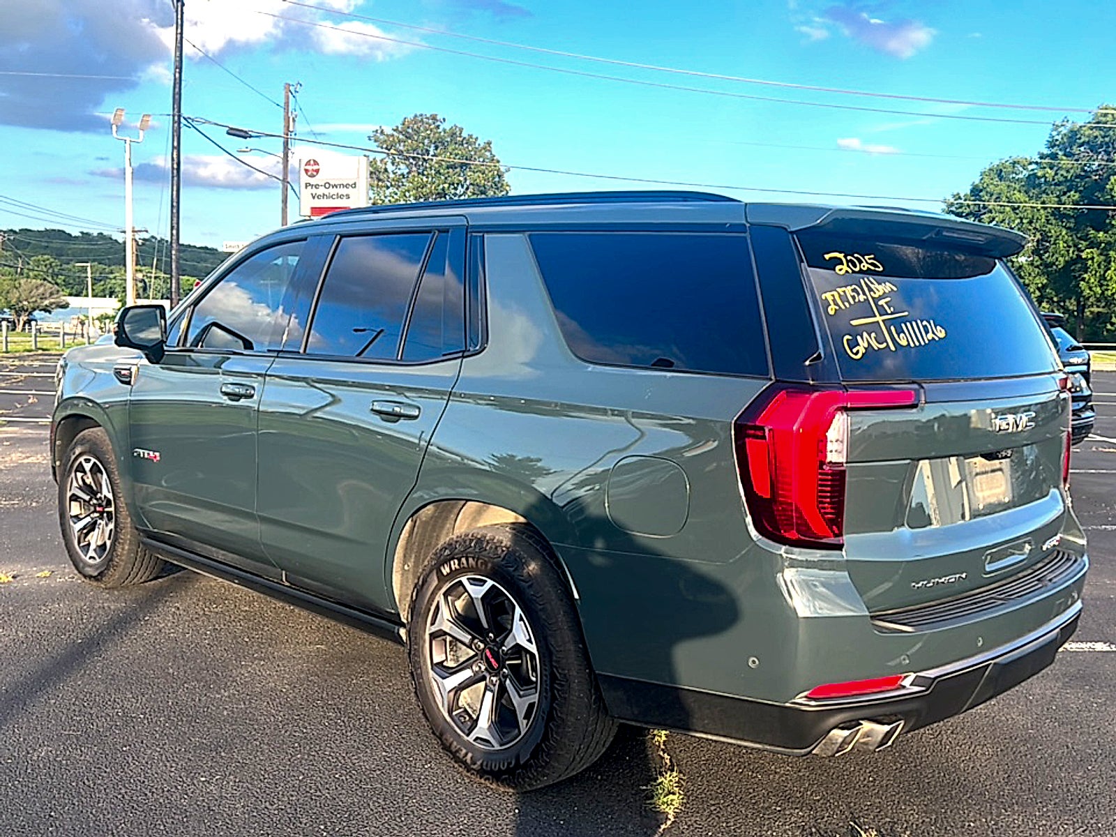 2025 GMC Yukon AT4 Ultimate