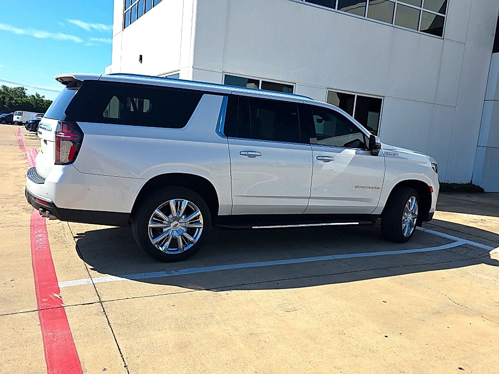 2021 Chevrolet Suburban High Country