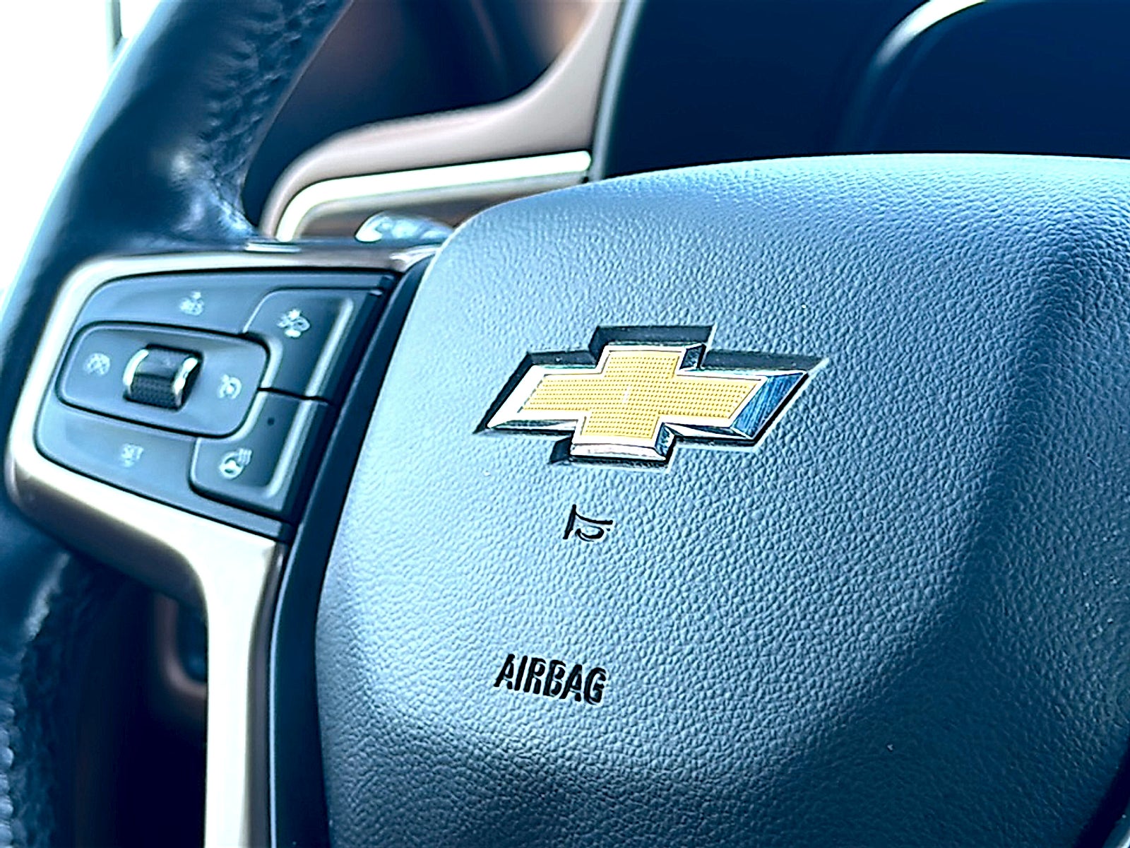 2023 Chevrolet Suburban High Country