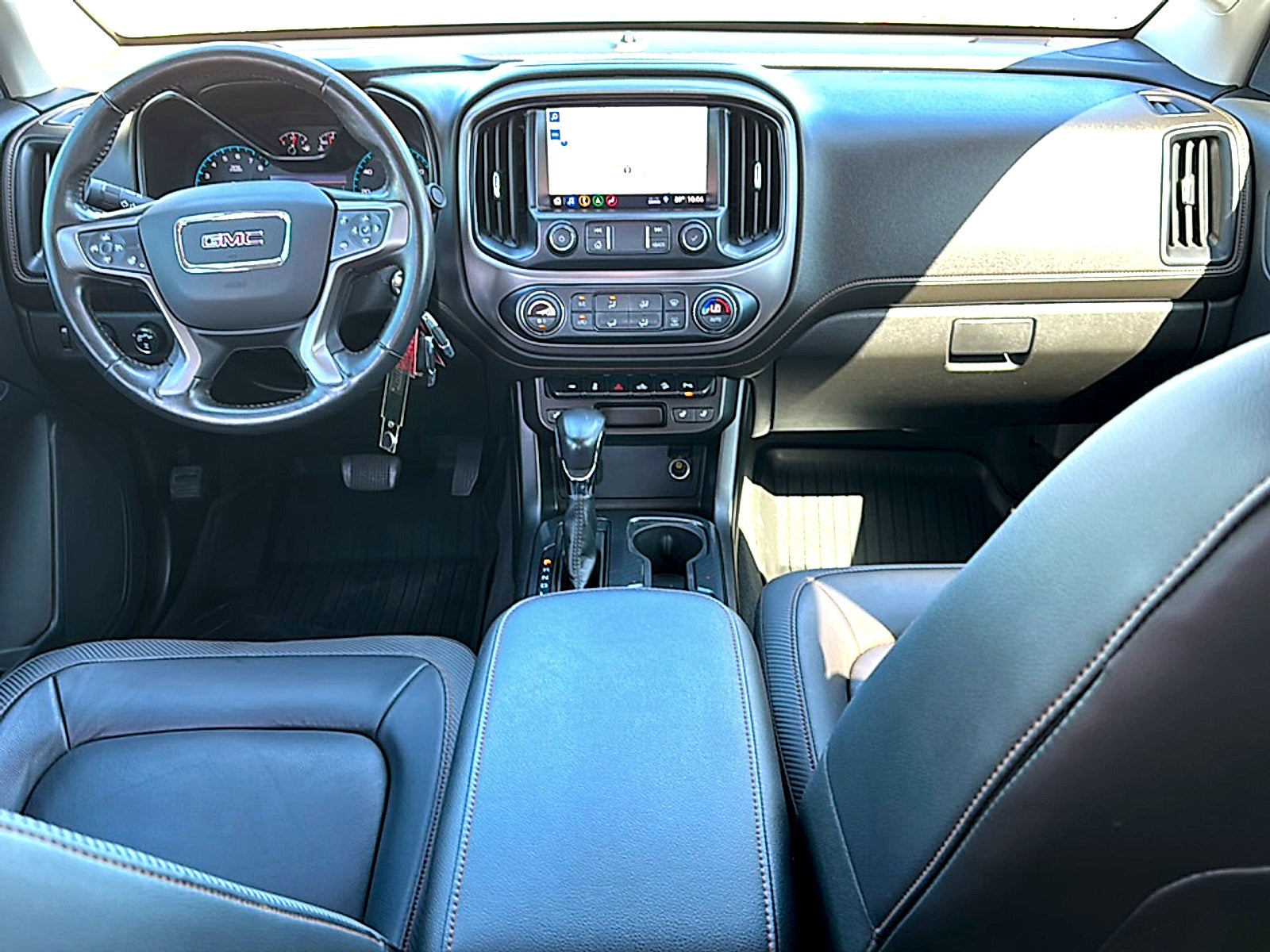 2022 GMC Canyon AT4 - Leather