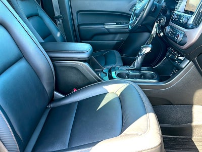 2022 GMC Canyon AT4 - Leather