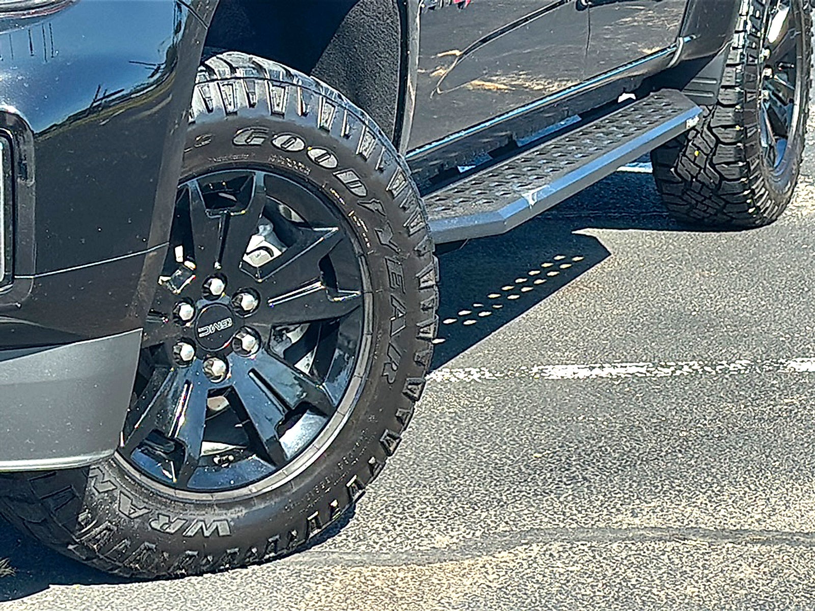 2022 GMC Canyon AT4 - Leather