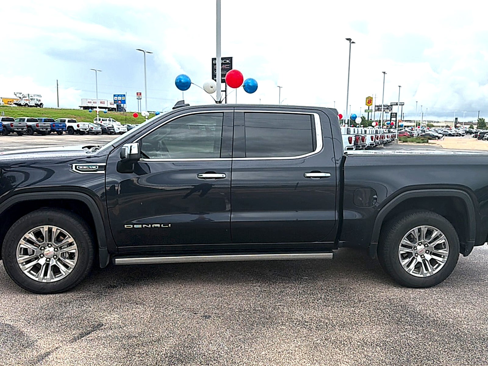 2023 GMC Sierra 1500 Denali