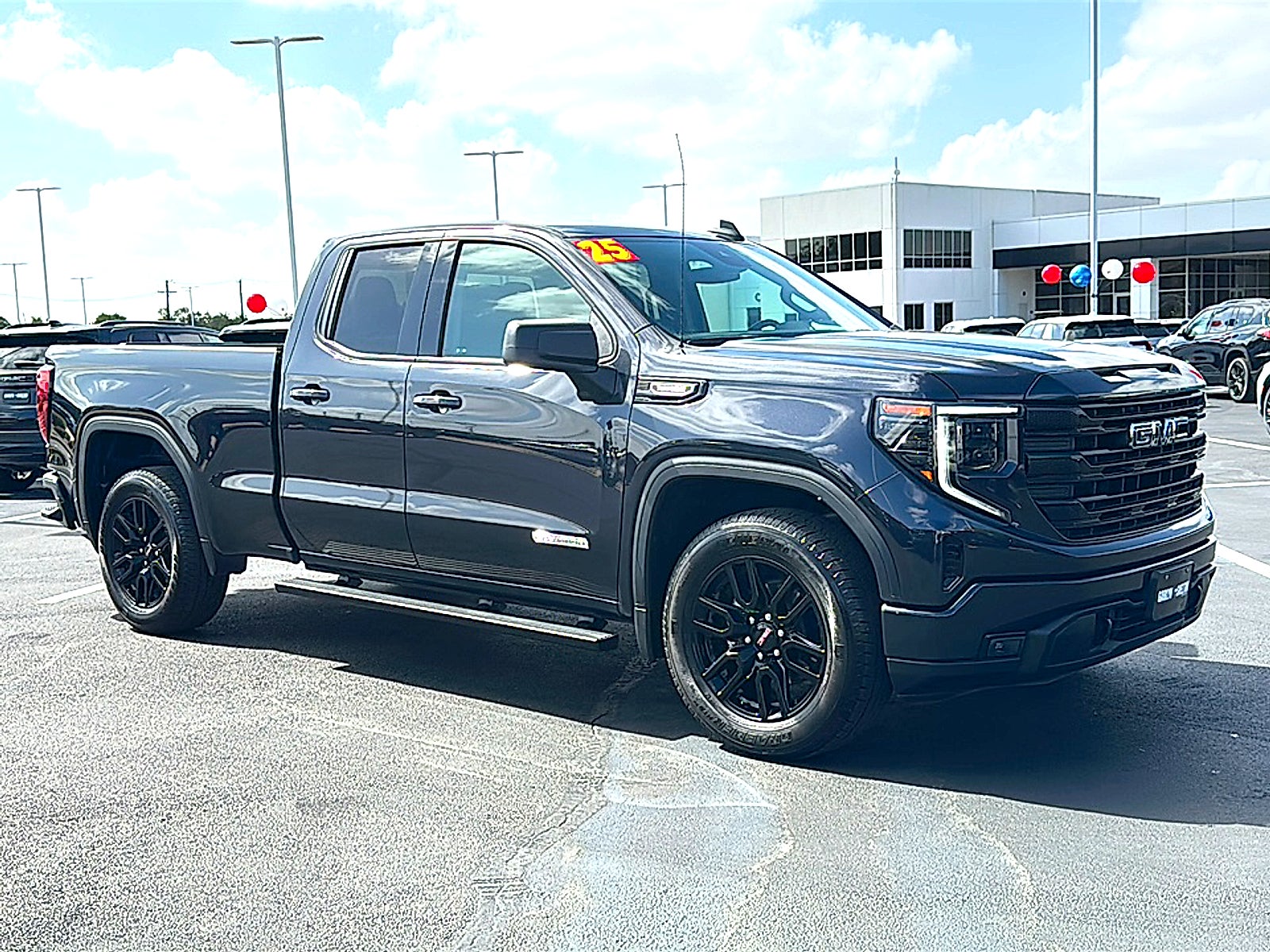 2025 GMC Sierra 1500 Elevation