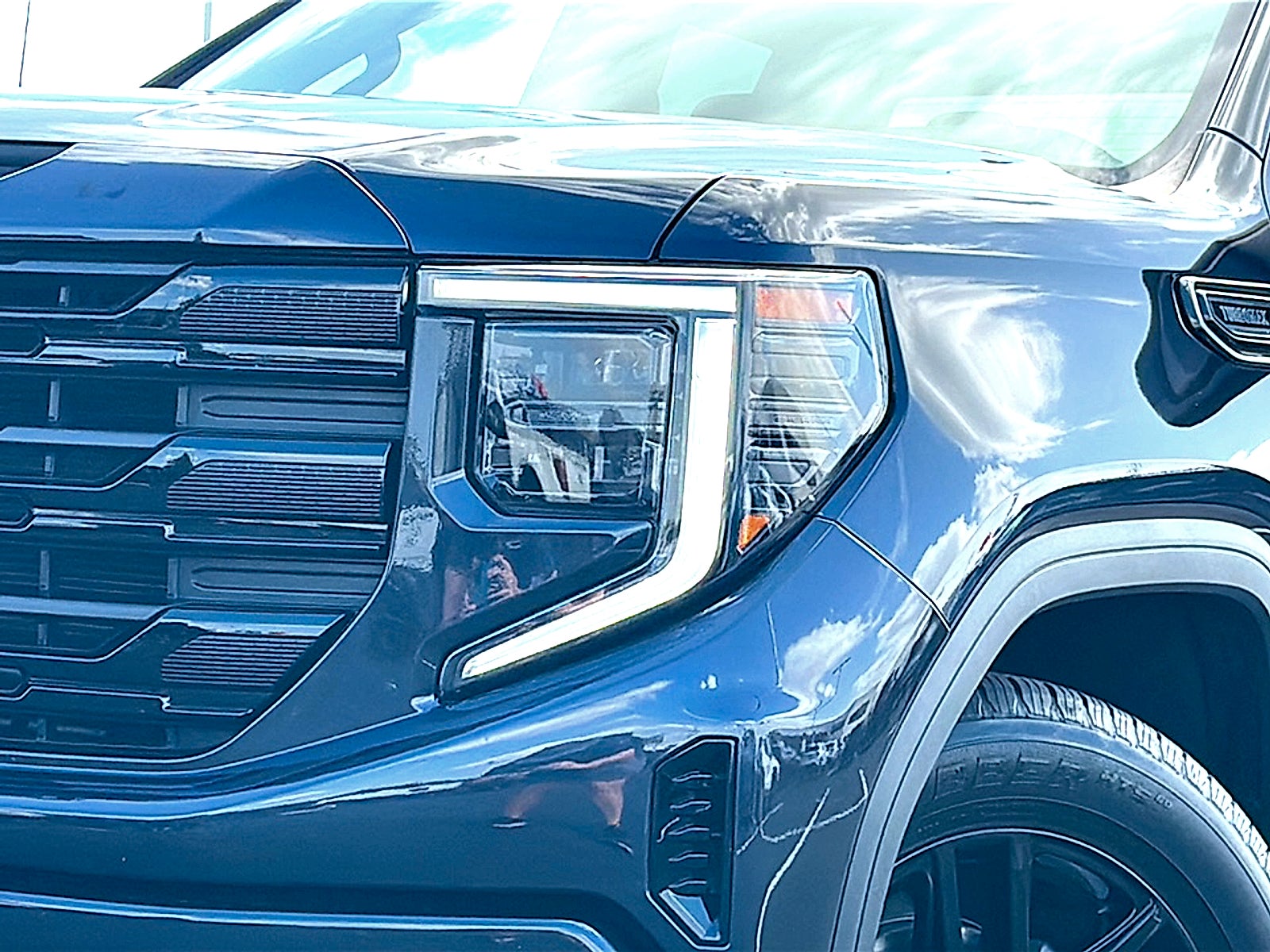 2025 GMC Sierra 1500 Elevation
