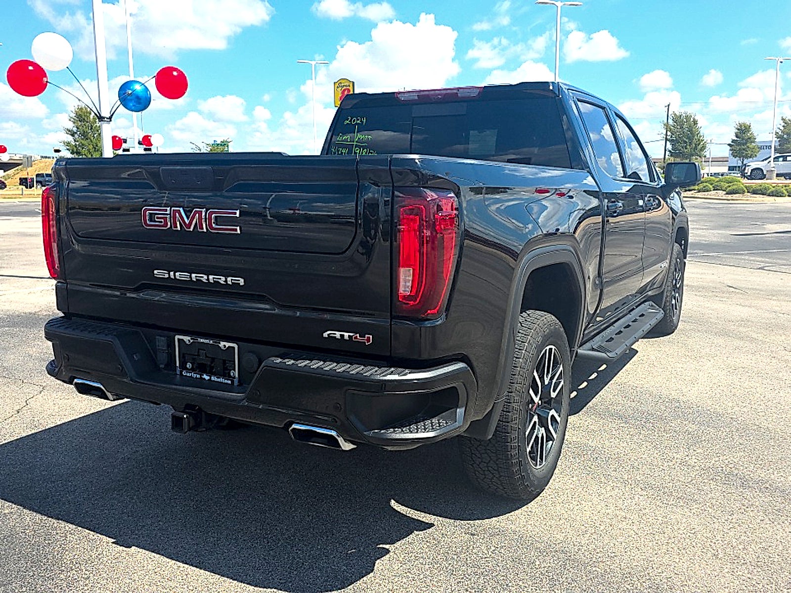 2024 GMC Sierra 1500 AT4