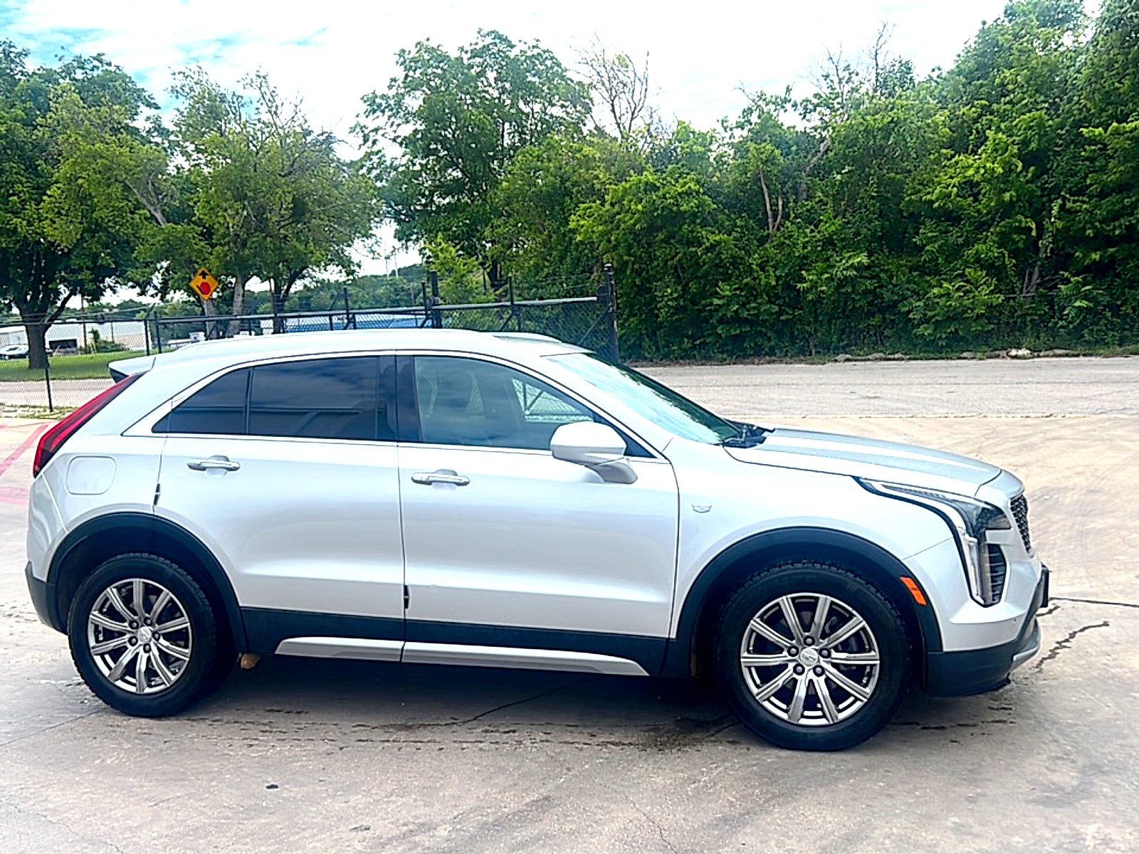 2020 Cadillac XT4 FWD Premium Luxury