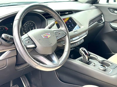 2023 Cadillac XT4 Sport