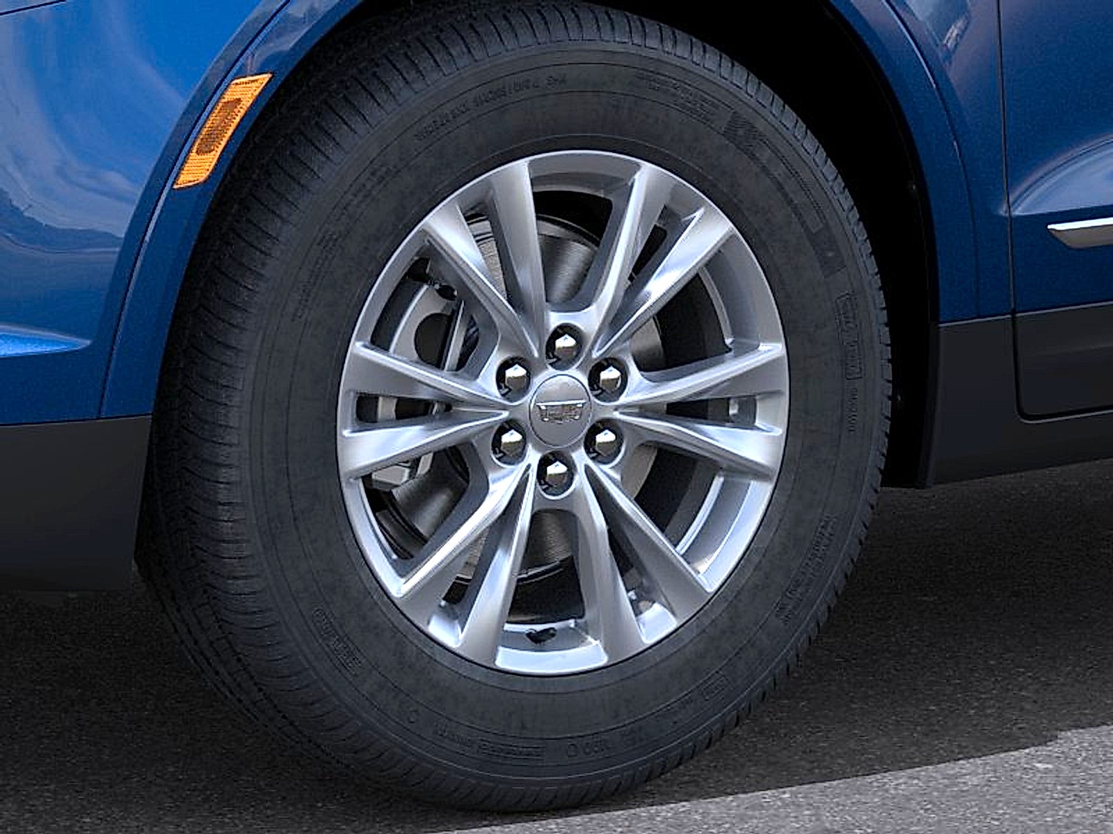 2026 Cadillac XT5 Luxury