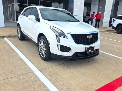 2025 Cadillac XT5 Sport