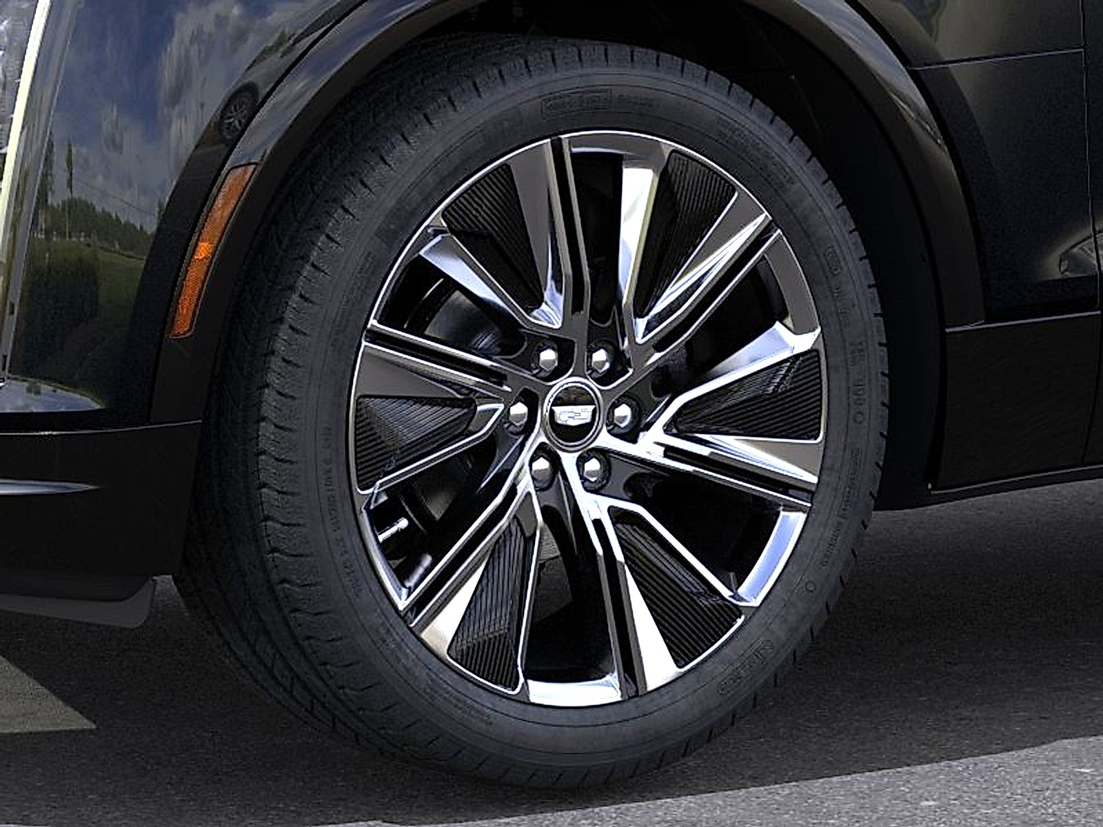2027 Cadillac LYRIQ Signature Luxury