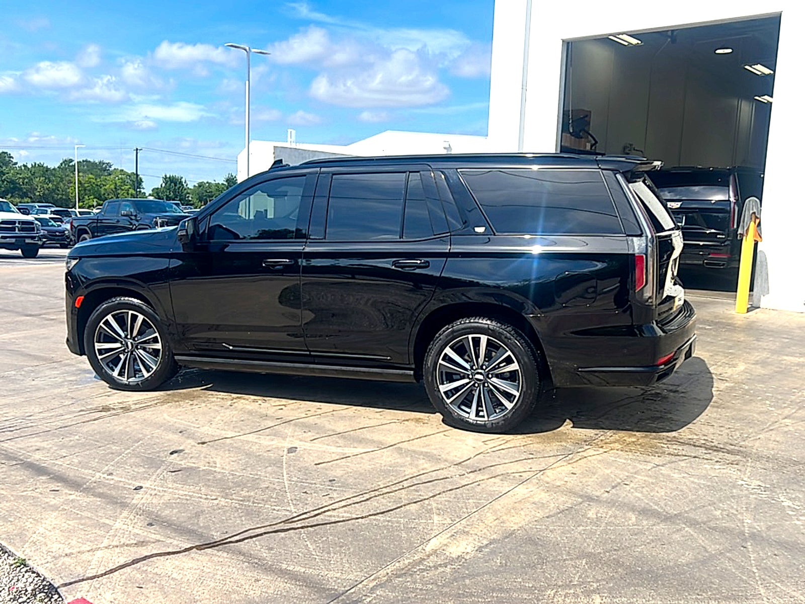 2023 Cadillac Escalade Sport Platinum