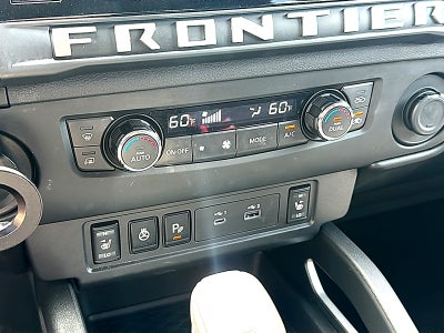 2025 Nissan Frontier Crew Cab SV 4x2
