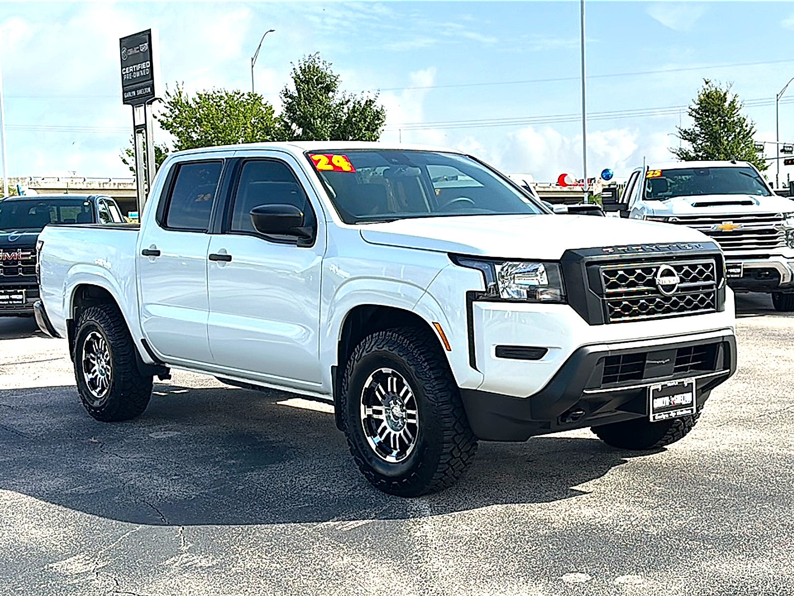 2024 Nissan Frontier Crew Cab S 4x4