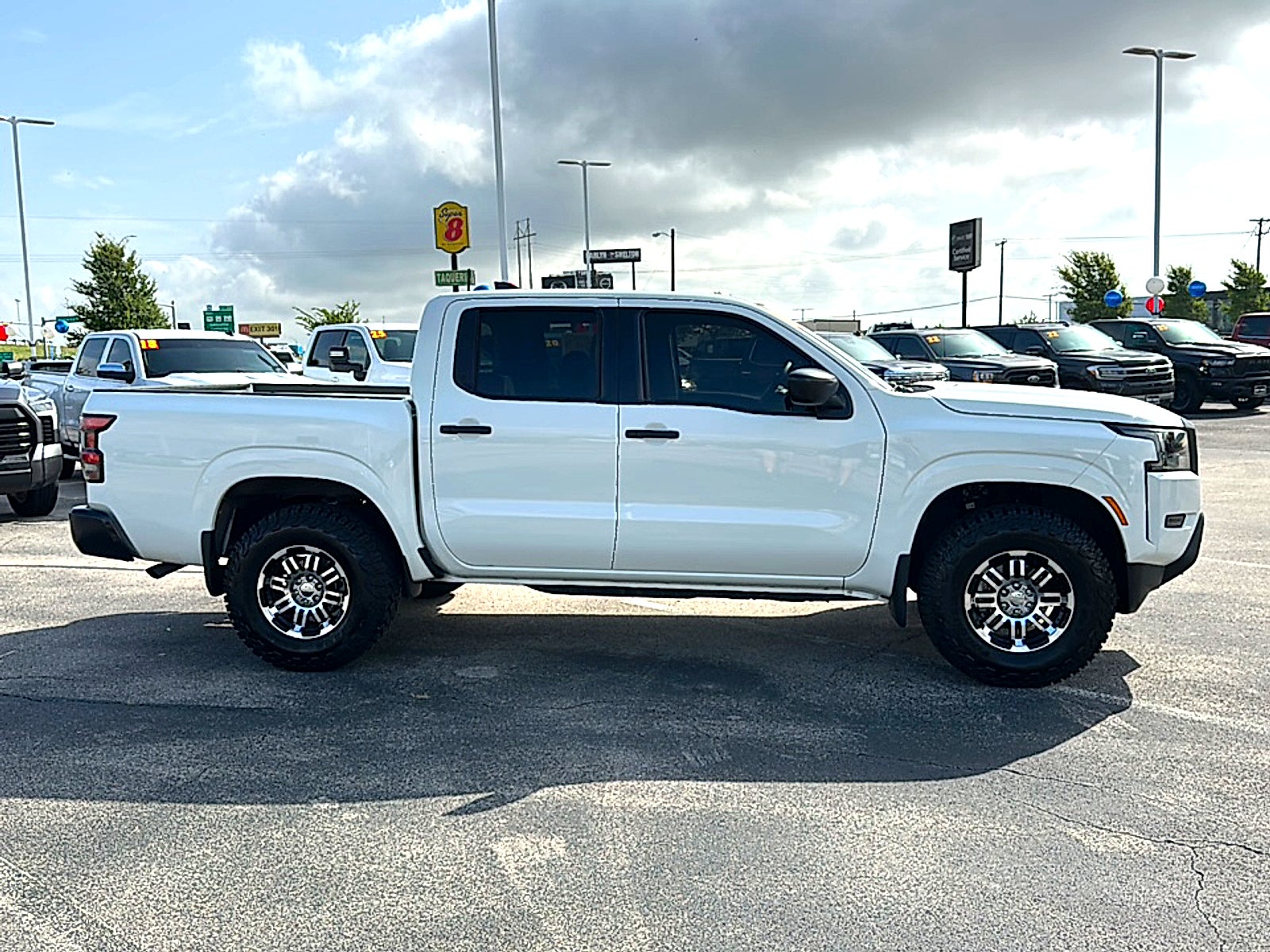 2024 Nissan Frontier Crew Cab S 4x4