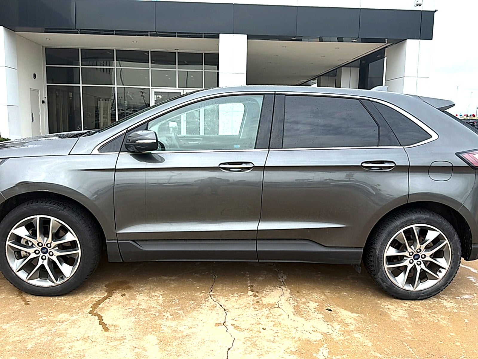2016 Ford Edge Titanium