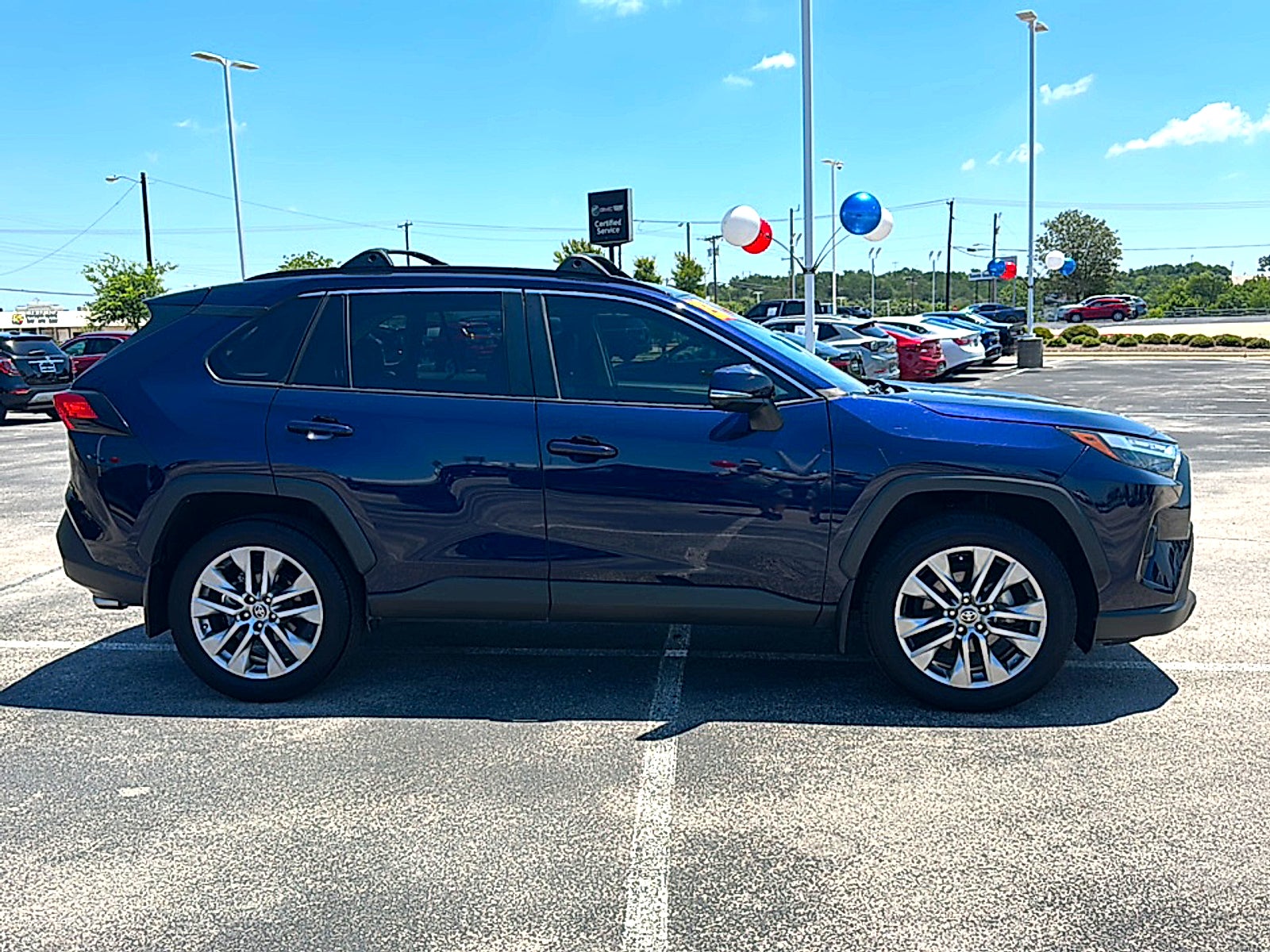 2023 Toyota RAV4 XLE Premium
