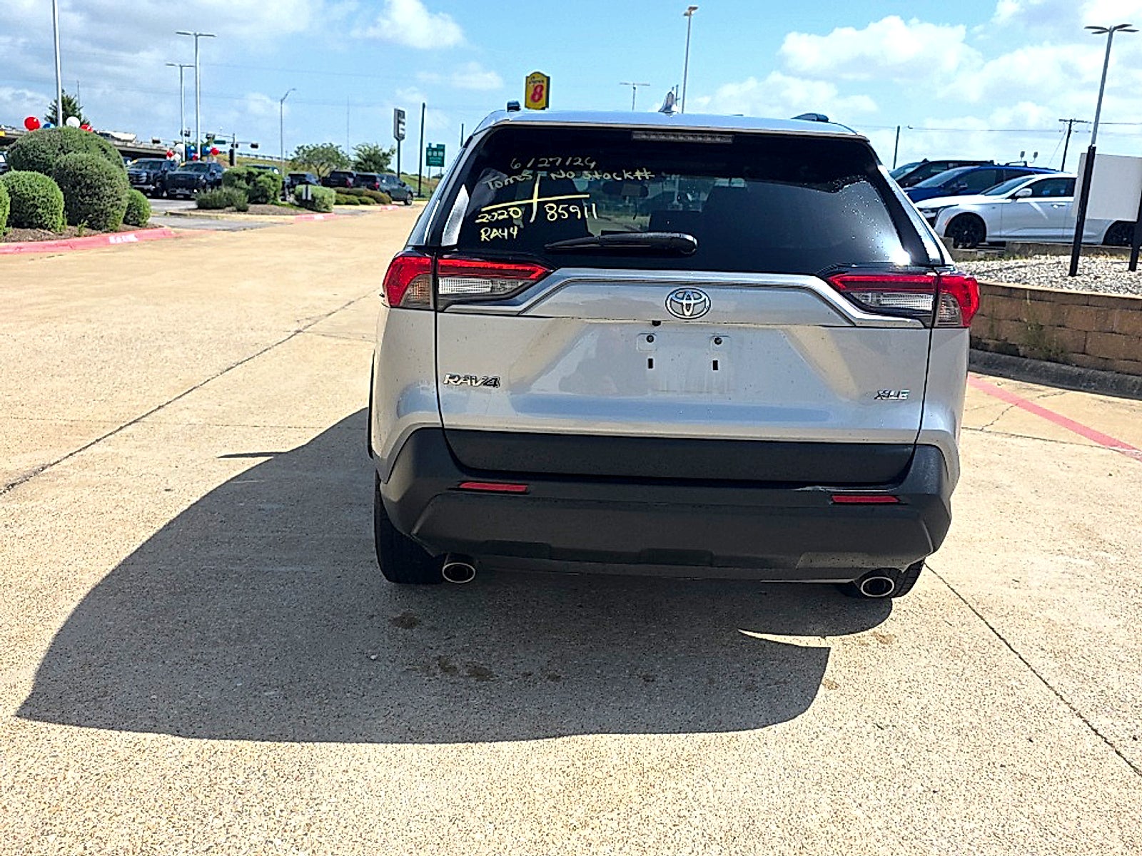 2020 Toyota RAV4 XLE