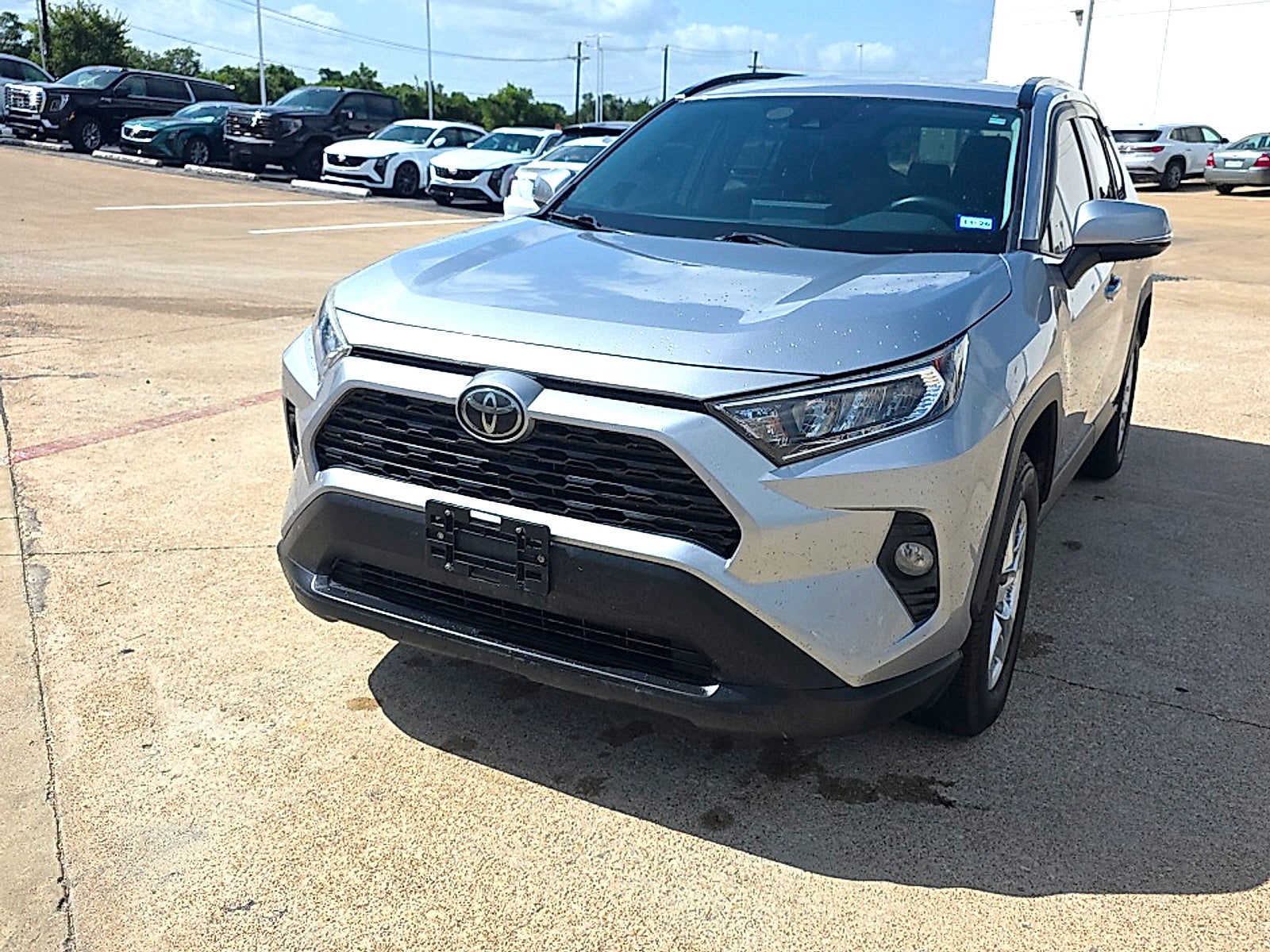 2020 Toyota RAV4 XLE